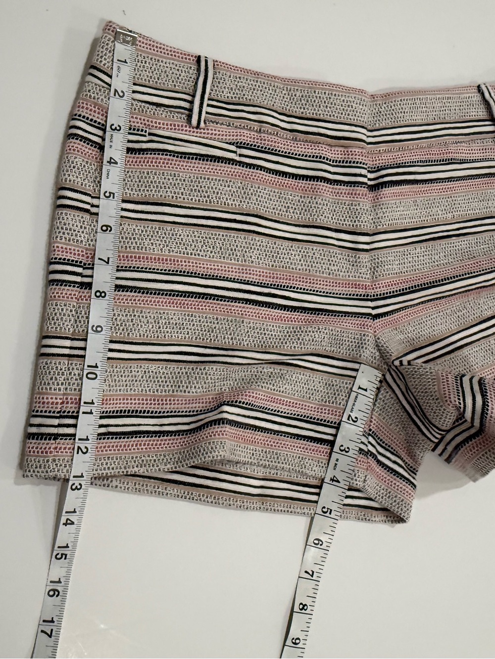 NWT LOFT The Riviera Textured Striped Tweed Shorts Pink Black Tan Size 8 Preppy - Picture 5 of 8